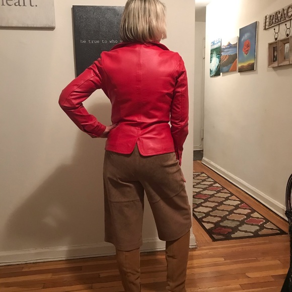 Leather jacket - Picture 2 of 7